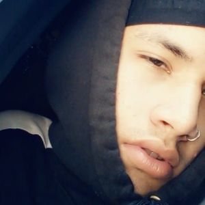 Meet your Posher, Devin